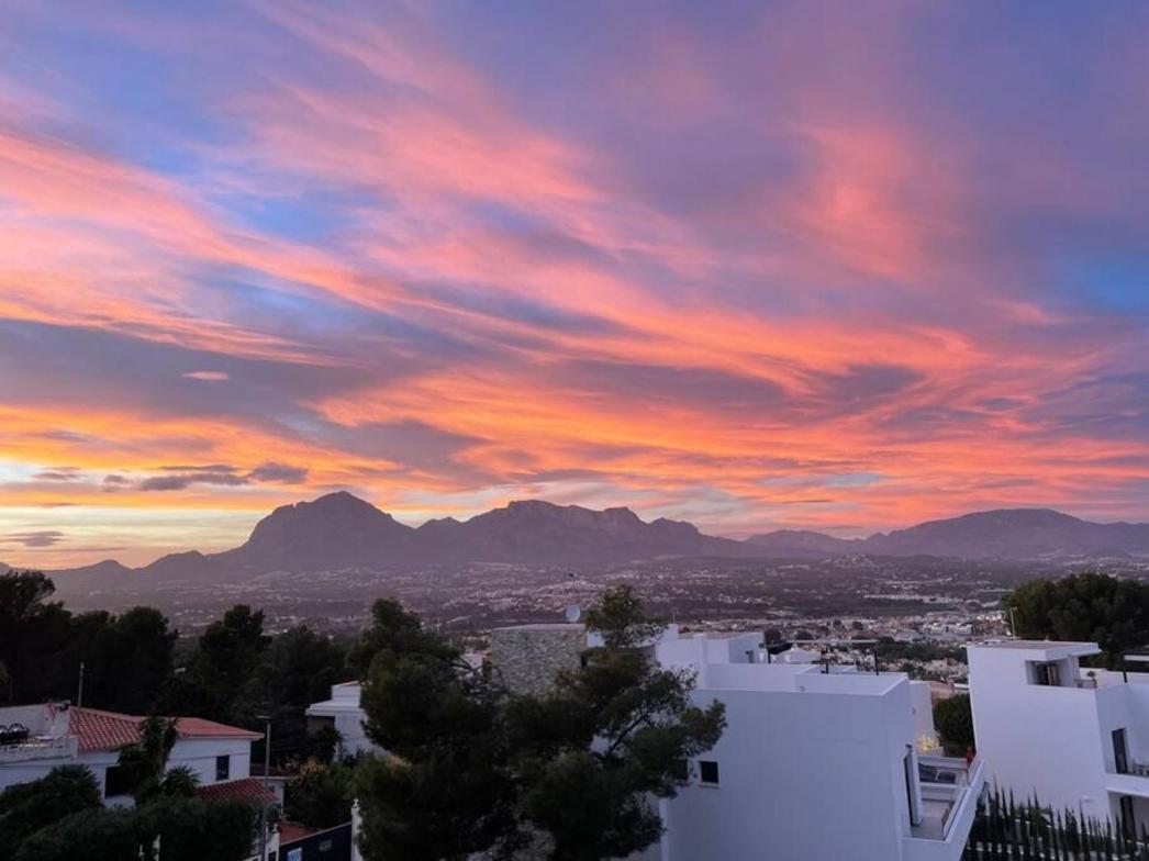Magnificent View And Pool Villa El Albir Exterior photo